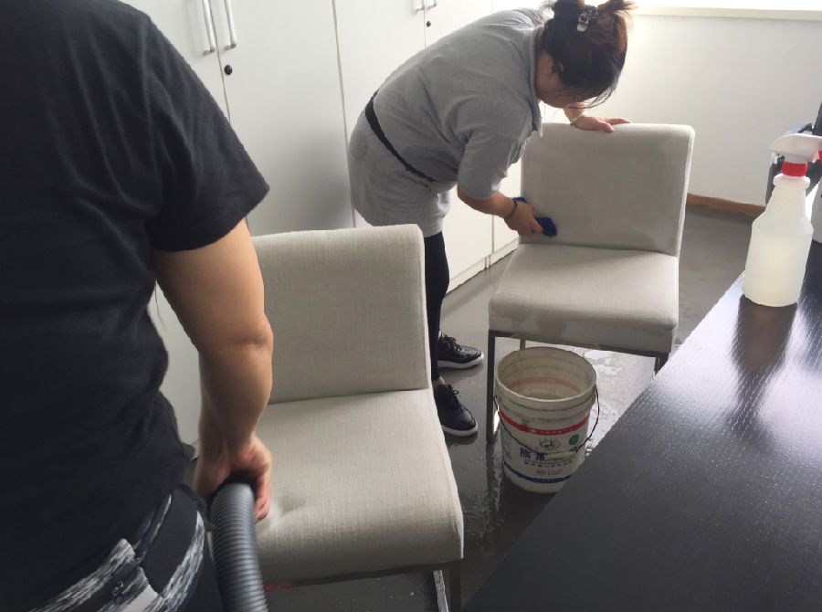 隆子县沙发清洗案例